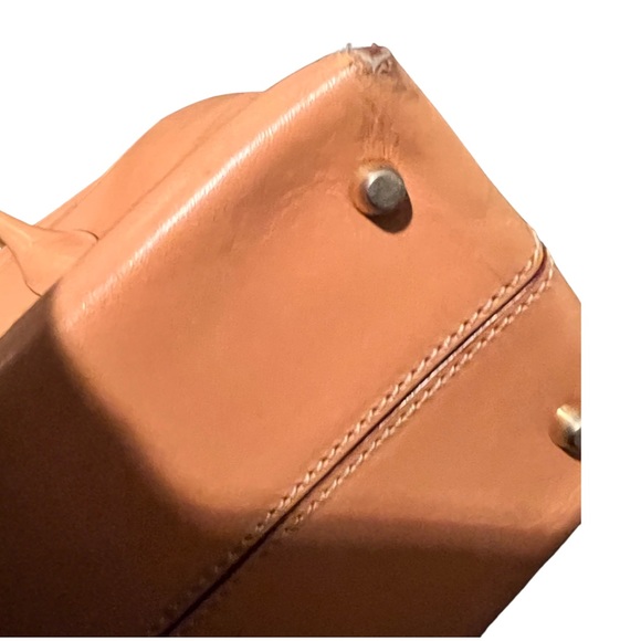 SISO - Leather Zippered Tote - Picture 7 of 8